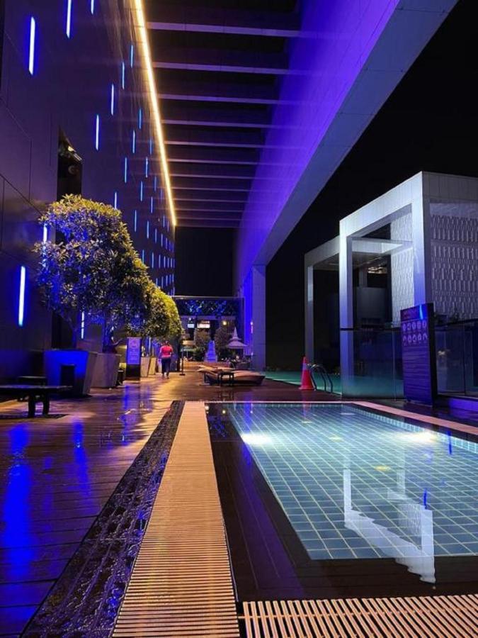 Klcc Suites At Platinum Kuala Lumpur Exterior photo